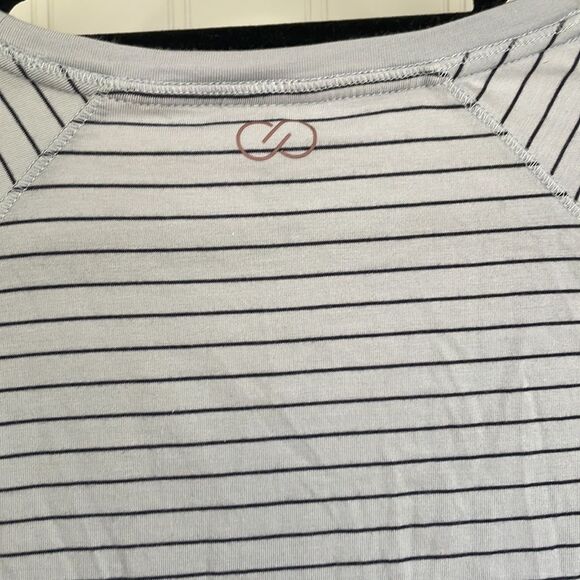 CALIA by Carrie Underwood long sleeve side ruching with ties striped top size XS - Picture 6 of 12